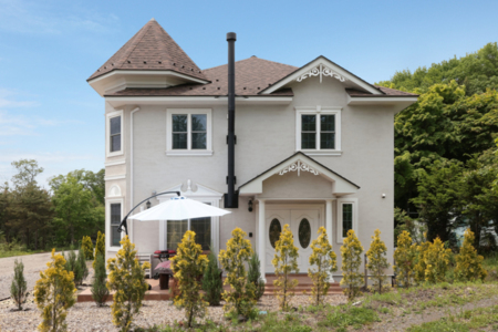 広~い玄関は親親ドア